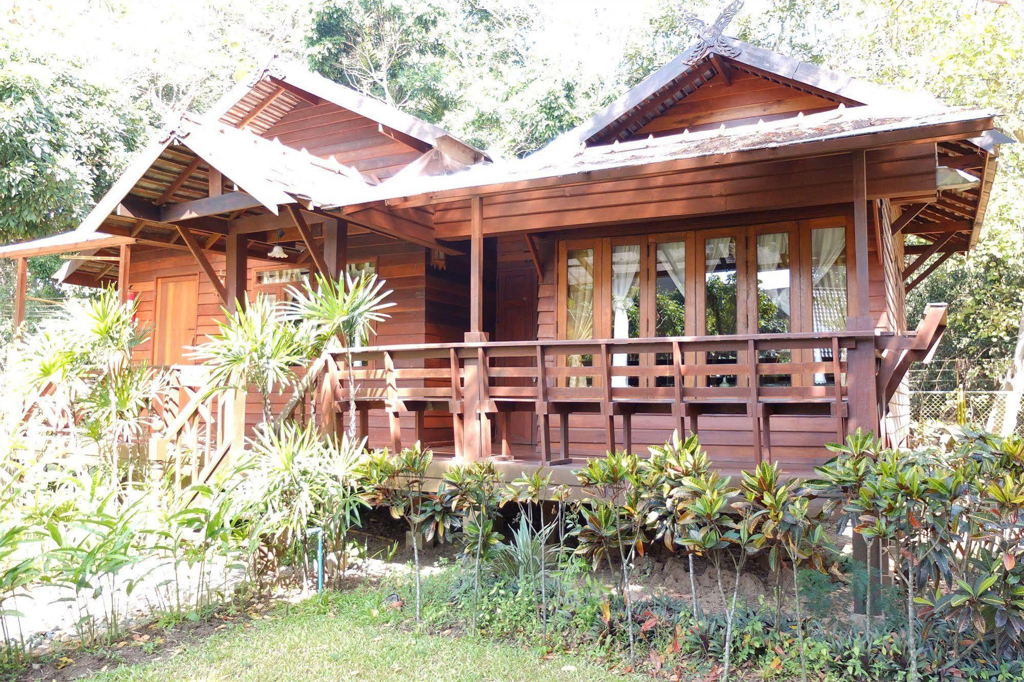 Tianna Garden Village Chiang Mai Exterior photo